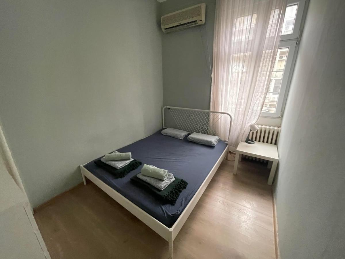 Habitat Hostel Belgrado Buitenkant foto
